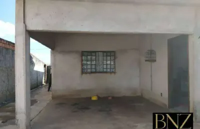 Casa com 3 quartos à venda no Jardim Interlagos, Arapongas 