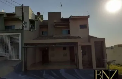 Casa com 1 quarto à venda no Parque Veneza, Arapongas 