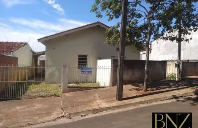 Casa com 2 quartos à venda no Conjunto Centauro, Arapongas 
