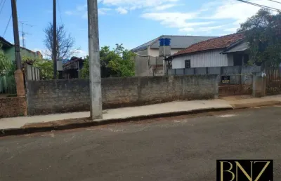 Terreno à venda no Centro, Arapongas 