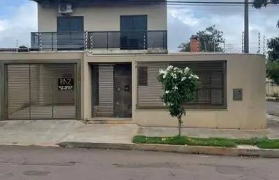 Sobrado à venda no centro de arapongas, pr - conforto e versatilidade!