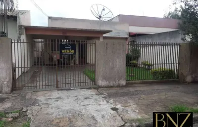 Casa com 3 quartos à venda na Vila Aratimbo, Arapongas 