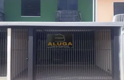 Casa com 3 quartos para alugar no Jardim Universitário, Arapongas 