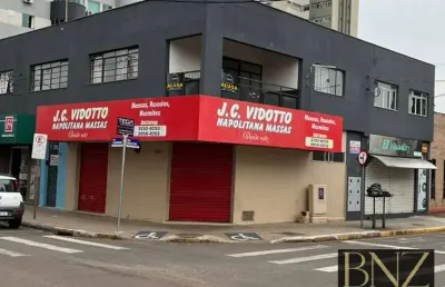 Sala comercial com 3 salas para alugar no Centro, Arapongas 