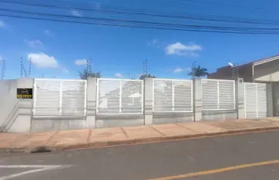 Casa com 3 quartos à venda no Jardim Alvorada, Arapongas 