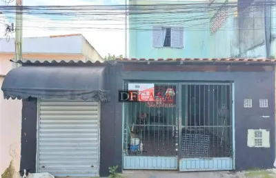 Casa com 2 quartos à venda na Rua Quinta do Paço, 209, Guaianases, São Paulo