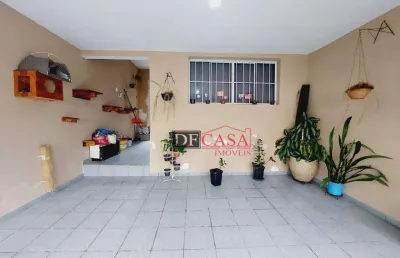 Casa com 3 quartos à venda na Rua Agnes Roselin, 110, Conjunto Residencial José Bonifácio, São Paulo