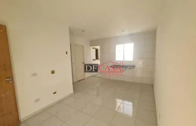 Apartamento com 2 quartos à venda na Rua Torre da Lapela, 399, Guaianases, São Paulo