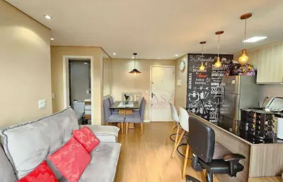 Apartamento com 2 quartos à venda na Rua Victório Santim, 3086, Itaquera, São Paulo