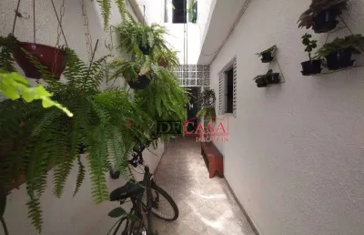 Casa com 3 quartos à venda na Rua Domenico Belli, 56, Vila Carmosina, São Paulo