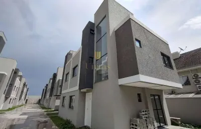 Casa com 3 quartos à venda na Rua Rodolfo Bernardelli, 569, Uberaba, Curitiba
