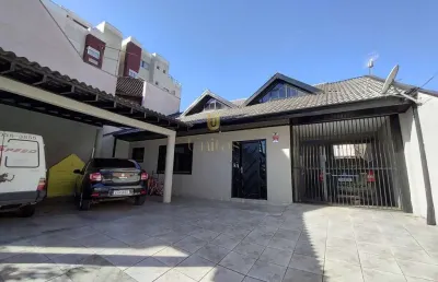 Ampla casa em região central de são josé dos pinhais - aceita permuta