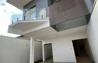 Casa geminada duplex alto padrão, 3quartos, sendo 1 suite -