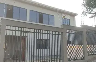 Casa com 3 quartos à venda na Rua Fedele Mioni, 250, Colúmbia, Londrina