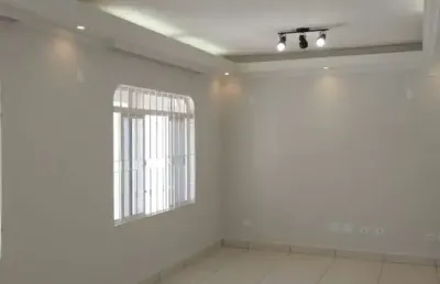 Casa com 3 quartos para alugar na Rua Bernardino Vasconcelos de Azevedo, 84, Conjunto Habitacional Alexandre Urbanas, Londrina