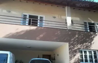 Casa com 3 quartos à venda na Rua Cayena, 223, Santa Rosa, Londrina