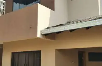 Casa com 3 quartos à venda na Rua Aparecido Antônio da Silva, 121, Jardim Roma, Londrina