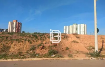 Vende terreno no parque petrópolis na várzea paulista/sp