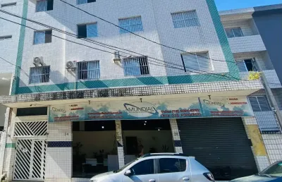 Apartamento 2 dormitórios recém reformado no boqueirão em praia grande