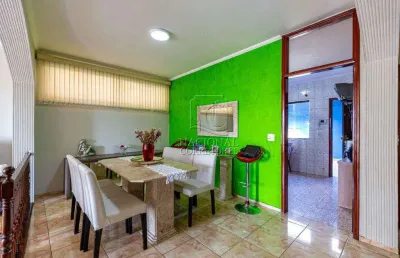 Casa assobradada à venda no bairro utinga com edícula e 2 entradas independentes