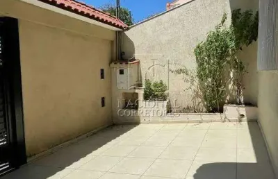 Casa térrea 2 dormitórios, 3 vagas 120 m² de área construída / vila camilopolis - santo andré