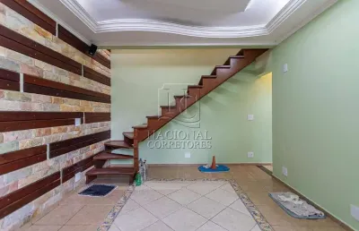 Sobrado de 150m² de área útil à venda no príncipe de gales