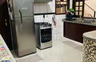 Sobrado com 3 dormitórios à venda na vila gilda – 234m², excelente localização!