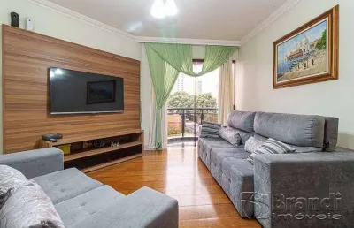 Ótimo apto e localização, aceita permuta.118 metros, 3 dorms sendo 1 suite,2 vagas