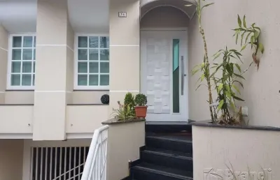Maravilhoso sobrado com 4 suítes, 6 vagas. próximo ao metro vila prudente.