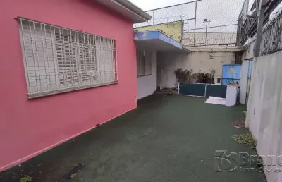 Casa com 03 dormitórios e 3 vagas com 250m² construídos- vila prudente