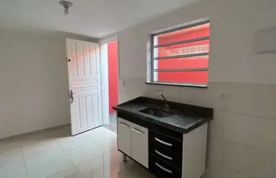 01 dormitorio, sala,  cozinha, banheiro, lavanderia e sem vaga de garagem vila bela