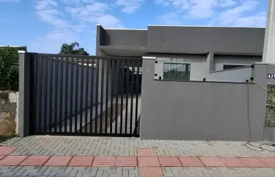 Aproveite essa oportunidade casa a venda 400 metros da praia de coroados, guaratuba/pr.