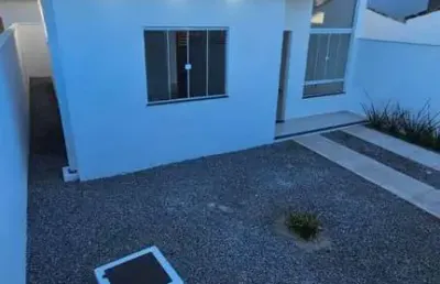 Casa para venda em rio das ostras, loteamento extensão do serramar, 2 dormitórios, 1 suíte, 1 banheiro, 1 vaga