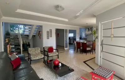 Sobrado no santa cruz ii com  297m² 04 quartos 03 suítes  terreno 360m²