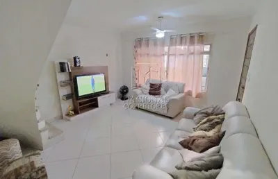 Sobrado de esquina à venda no bairro utinga – 206m², 3 dormitórios e 3 vagas cobertas