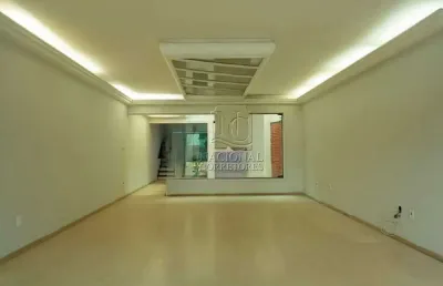 Lindo sobrado à venda na vila humaitá, 353m² de área construída