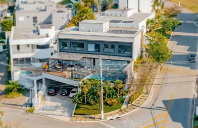 Rr7777 casa 468m² condomínio reserva alphasitio - oportunidade - 4 suítes 6 vagas - santana de parnaíba, sp - ótima localização - prox alphaville