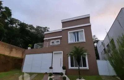Rr7743 casa 255m² condomínio valville i - oportunidade - 4 suítes 2 vagas - santana de parnaíba, sp - ótima localização - alphaville