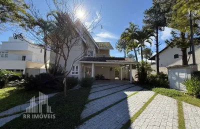 Rr8580 casa mobiliada 299m² condomínio residencial 12 - oportunidade - 3 suítes 2 vagas - santana de parnaíba, sp - ótima localização - alphaville