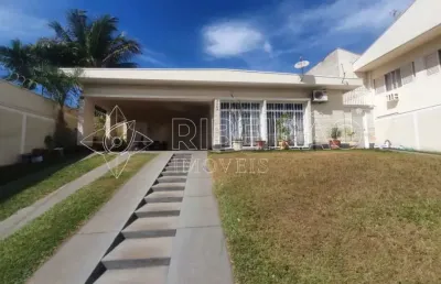 Casa térrea com 3 suítes e piscina para venda alto da boa vista