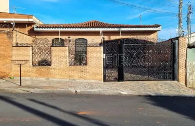 Casa térrea 03 dormitórios para venda no jardim paulista