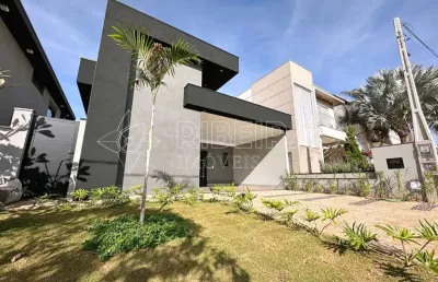 Casa térrea com piscina á venda em condomínio 03 suítes 04 vagas recreio das acácias
