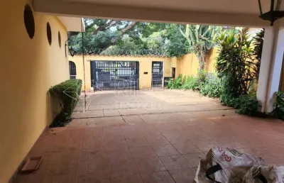 Sobrado 4 dormitórios e piscina à venda no alto da boa vista