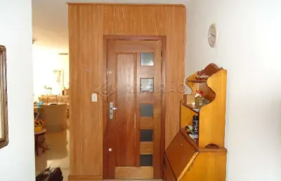 Apartamento 3 dormitórios e cozinha para venda no centro