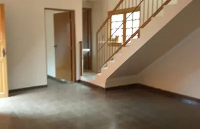 Casa à venda na vila carrão com 209m²  3 dormitórios 1 suíte 4 banheiros 2 vagas.