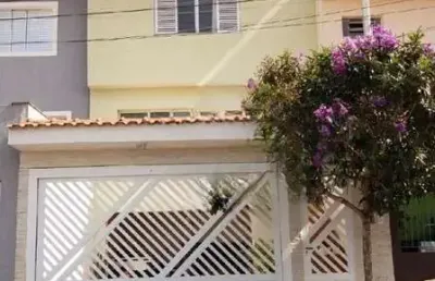 Casa á venda no parque são domingos com 300m² 2 dormitórios 2 banheiros 4 vagas.