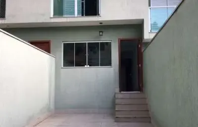 Confira essa incrível casa à venda em são paulo-sp, na vila pirituba: 2 quartos, 2 suítes, 3 banheiros, 2 vagas de garagem e 126m²!