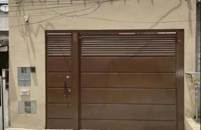 Casa à venda com 102m² 3 dormitórios 1 suíte 3 banheiros 3 vagas