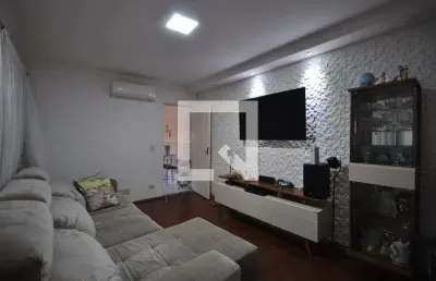 Casa com 3 quartos à venda na Rua Romão Freire, --, Vila Constança, São Paulo
