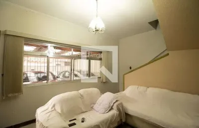 Casa com 3 quartos à venda na Rua Irmã Filomena, --, Vila Constança, São Paulo